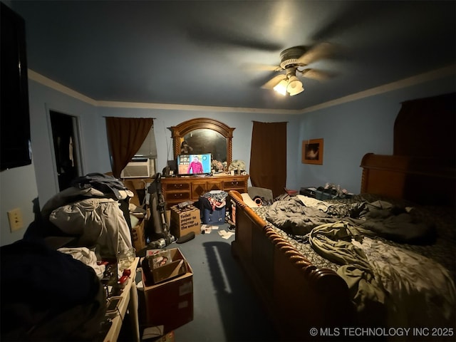 bedroom featuring crown molding and ceiling fan
