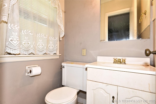2140 S Columbia Ave, Tulsa, OK 74114 - half bath with toilet and vanity