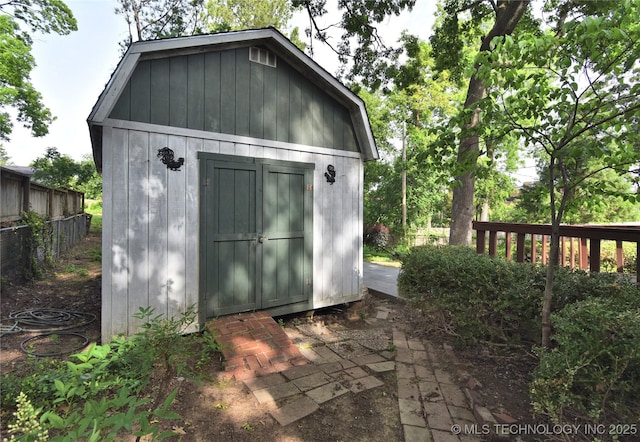 2140 S Columbia Ave, Tulsa, OK 74114 - view of shed with fence