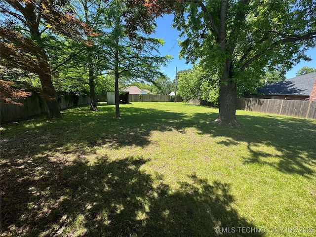 3210 Summit Blvd, Sand Springs, OK 74063 - view of yard