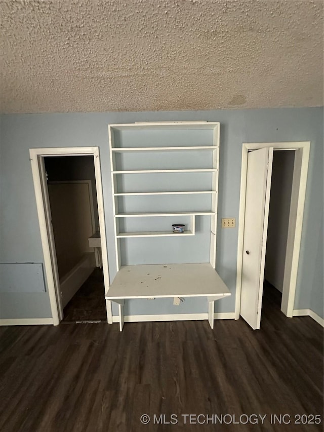 417 E SE, Ardmore, OK 73401 - view of closet