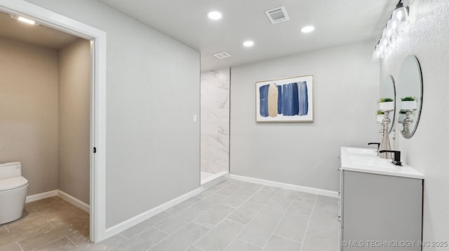 4010 E Harris, Muskogee, OK 74403 - full bath with toilet, vanity, visible vents, recessed lighting, and tiled shower
