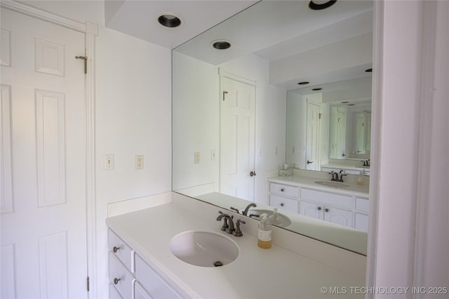 3421 E 62nd St, Tulsa, OK 74136 - bathroom featuring vanity