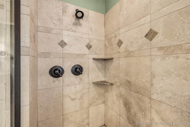 2501 Forest Ridge Parkway, Claremore, OK 74017 - bathroom view of a tile shower