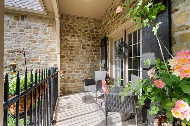 6811 S Sycamore Pl, Broken Arrow, OK 74011 - view of balcony