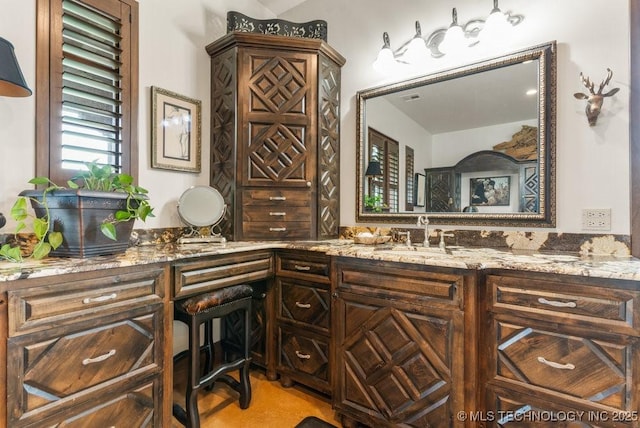 9639 Horizon Cir, Sperry, OK 74073 - full bathroom with vanity