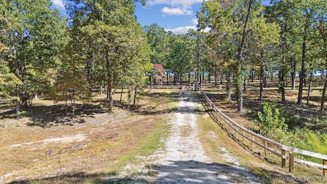 E 304 Road, Grove, OK 74344