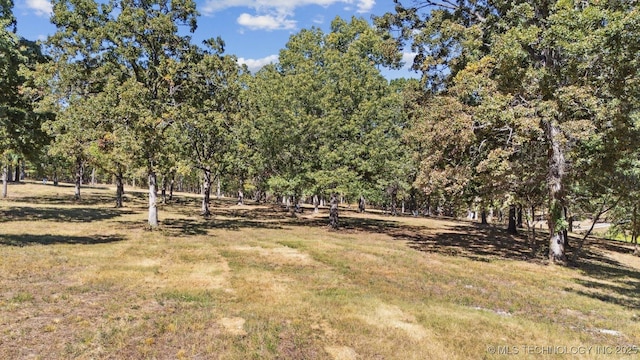E 304 Road, Grove, OK 74344