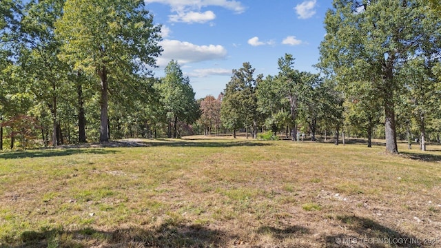 E 304 Road, Grove, OK 74344