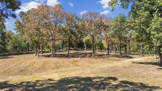 E 304 Road, Grove, OK 74344