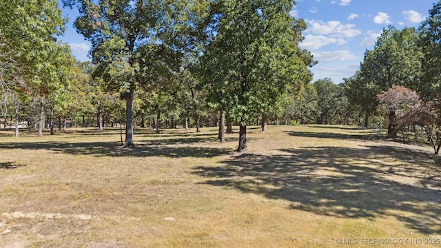 E 304 Road, Grove, OK 74344