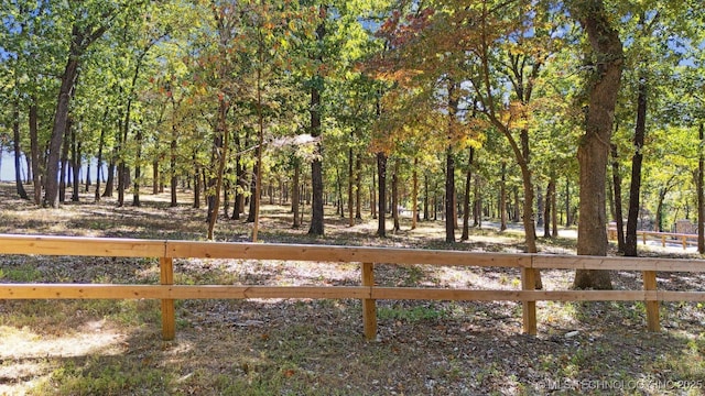 E 304 Road, Grove, OK 74344