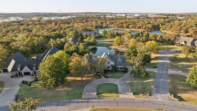5263 Oak Leaf Dr, Tulsa, OK 74131 - aerial overview of property's location featuring a large body of water