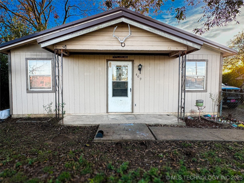 409 W Arkansas, Durant, OK 74701 - view of property entrance