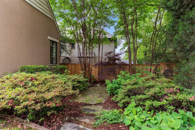 11616 S Hudson Ct, Tulsa, OK 74137 - view of yard with fence