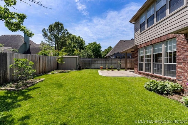 8531 S 70th E Ave, Tulsa, OK 74133 - view of yard with a patio