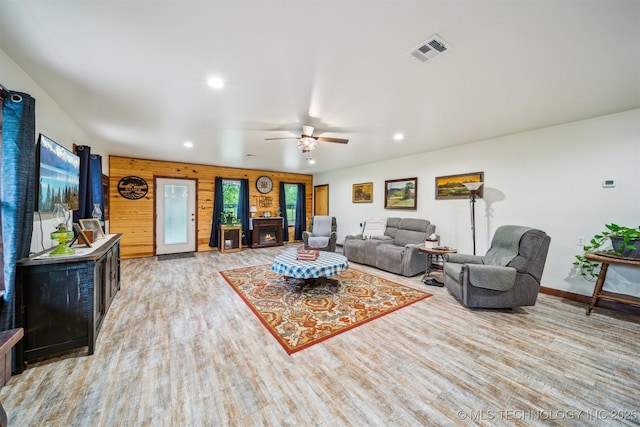 6019 E 620th Rd W, Locust Grove, OK 74352 - living room featuring recessed lighting, wood finished floors, baseboards, and a ceiling fan