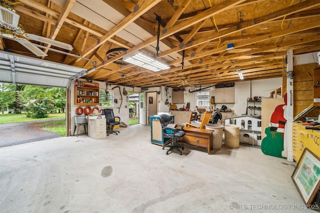 6019 E 620th Rd W, Locust Grove, OK 74352 - view of garage