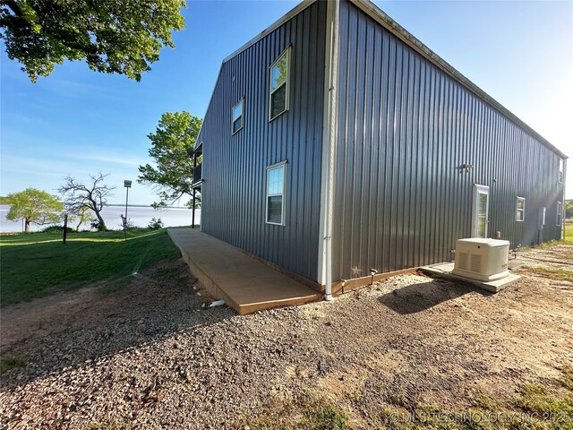 114537 Spring Creek Rd, Eufaula, OK 74432 - view of side of property featuring board and batten siding