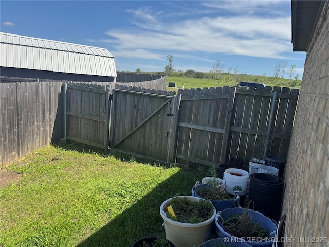 4715 Travertine, Ardmore, OK 73401 - view of yard with a gate