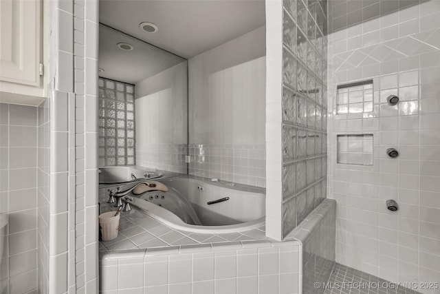 3112 Shore Dr, Grove, OK 74344 - bathroom with a jetted tub and a walk in shower