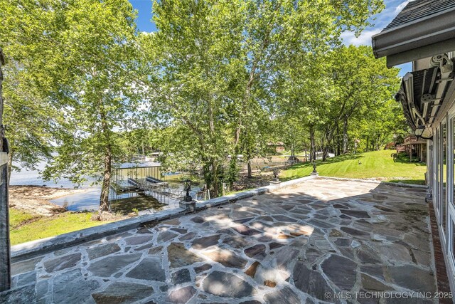 3112 Shore Dr, Grove, OK 74344 - view of patio / terrace