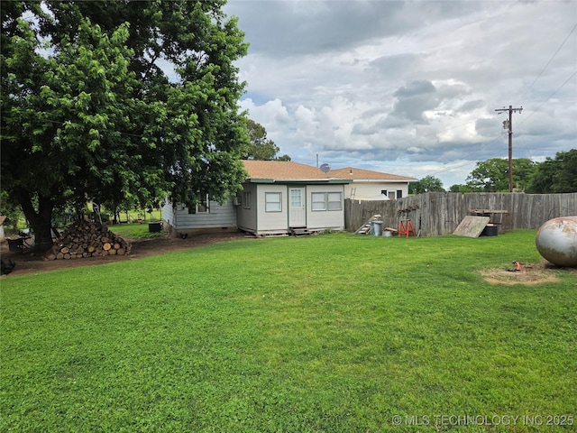 35530 W 261st St, Bristow, OK 74010 - view of yard