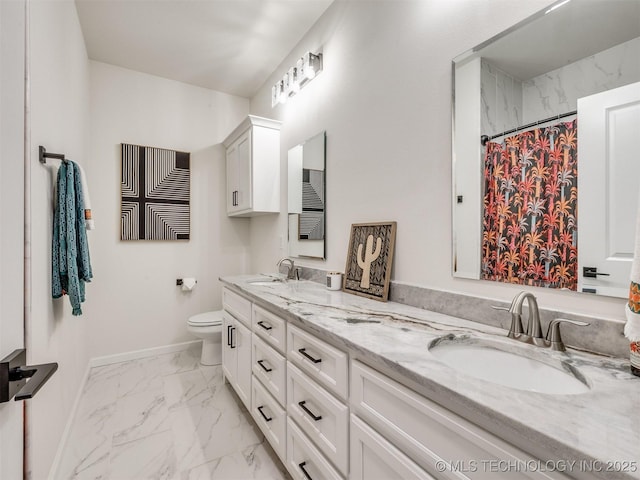 bathroom with marble finish flooring, baseboards, toilet, double vanity, and curtained shower