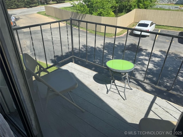 4302 E 67th St Unit 656, Tulsa, OK 74136 - view of balcony