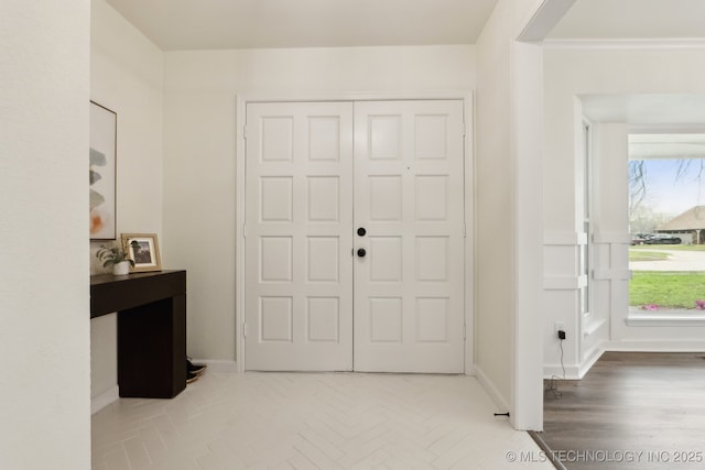 1901 W Indianola St, Broken Arrow, OK 74012 - foyer with baseboards