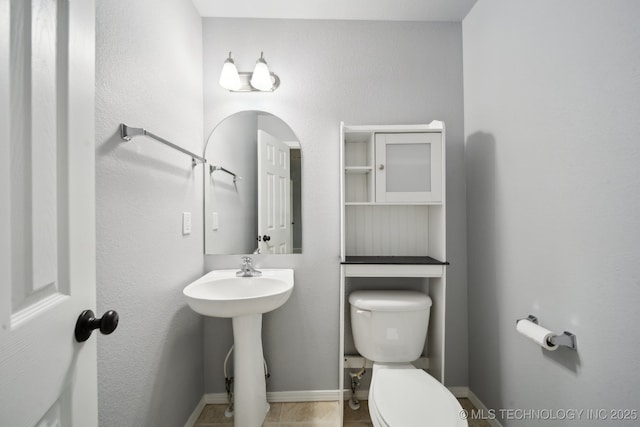 4025 S 217th E Ave, Broken Arrow, OK 74014 - half bath featuring toilet and baseboards