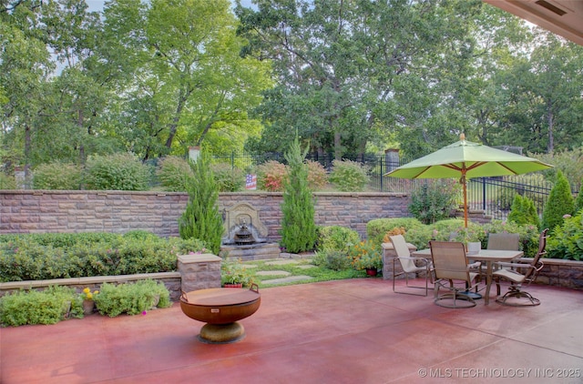 1310 N Northridge Ct, Sand Springs, OK 74063 - view of patio featuring fence and outdoor dining space