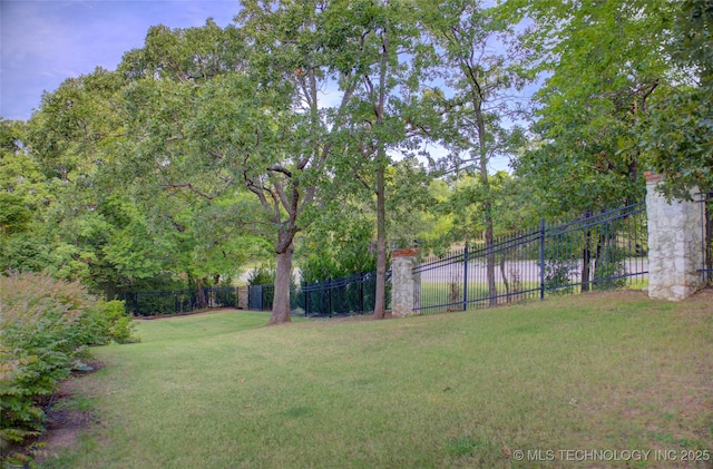 1310 N Northridge Ct, Sand Springs, OK 74063 - view of yard