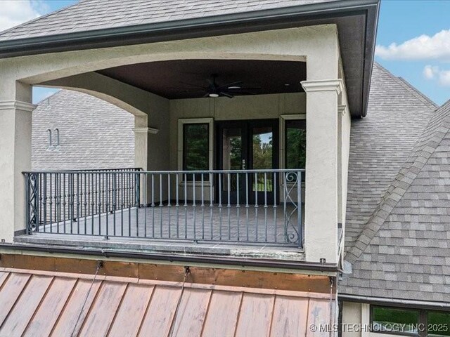 4301 S Mimosa Ave, Broken Arrow, OK 74011 - deck featuring a ceiling fan