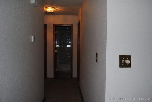 9908 S 95th E Ave, Broken Arrow, OK 74133 - corridor with a textured wall