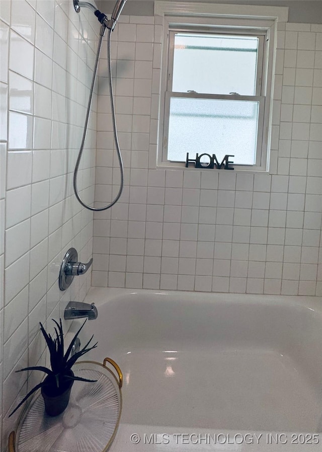 3922 S Norfolk Ave, Tulsa, OK 74105 - full bathroom featuring shower / washtub combination