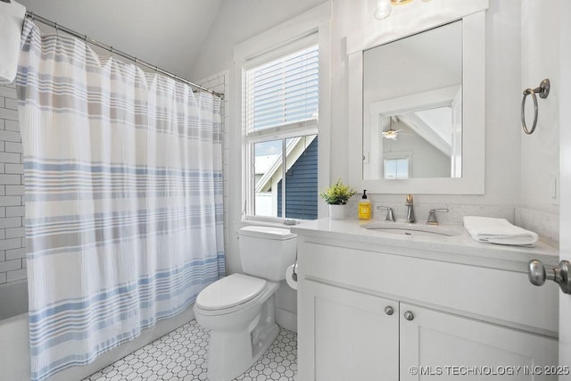 43 Center Ln S, Carlton Landing, OK 74432 - full bath with toilet, lofted ceiling, vanity, shower / bath combination with curtain, and ceiling fan