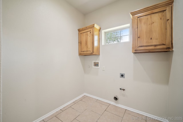 4805 S Mckinley Ave, Sand Springs, OK 74063 - clothes washing area featuring gas dryer hookup, electric dryer hookup, baseboards, and washer hookup