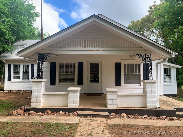 303 W Conklin, Sparks, OK 74869 - view of front of house featuring a shingled roof