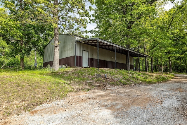 32290 S 630th Rd, Jay, OK 74346 - view of pole building featuring driveway