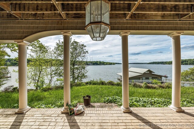32290 S 630th Rd, Jay, OK 74346 - view of patio with a water view