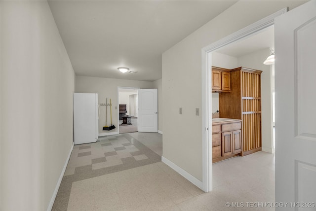 32290 S 630th Rd, Jay, OK 74346 - hallway featuring light flooring and baseboards