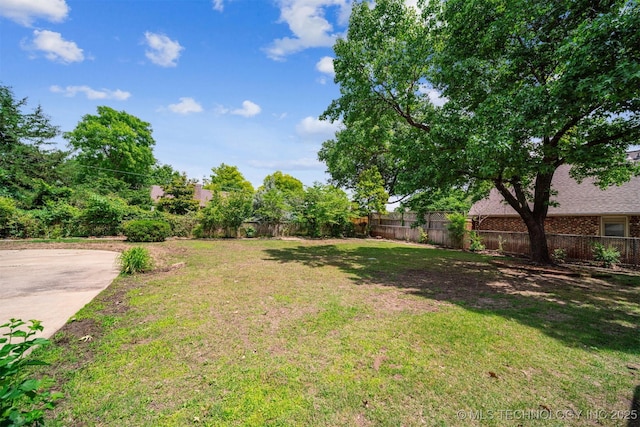 6123 E 53rd St, Tulsa, OK 74135 - view of yard
