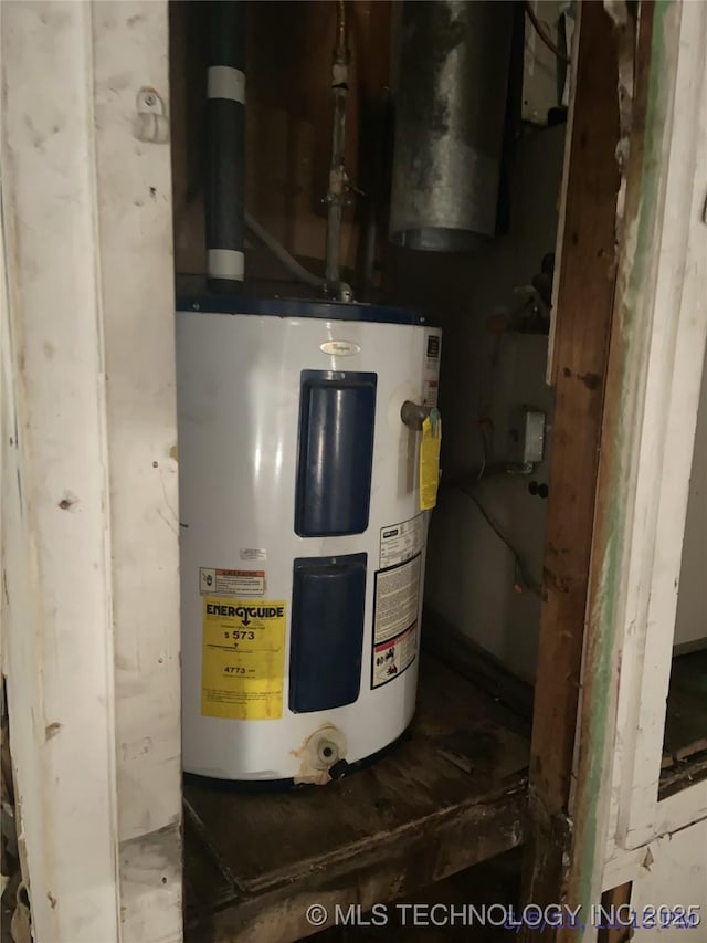 10813 E 34th Pl, Tulsa, OK 74146 - utilities featuring electric water heater