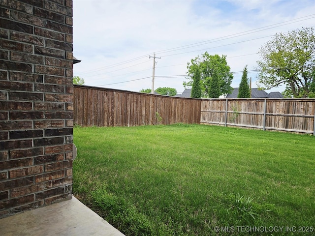 2721 S 8th St E, Broken Arrow, OK 74012 - view of fenced backyard