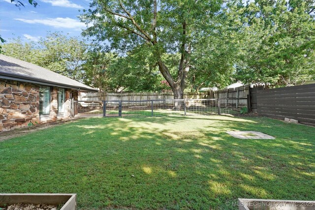 3719 E 84th St, Tulsa, OK 74137 - view of yard