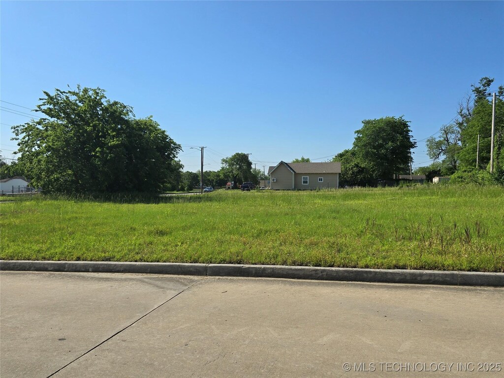 199 E Xyler St, Tulsa, OK 74106