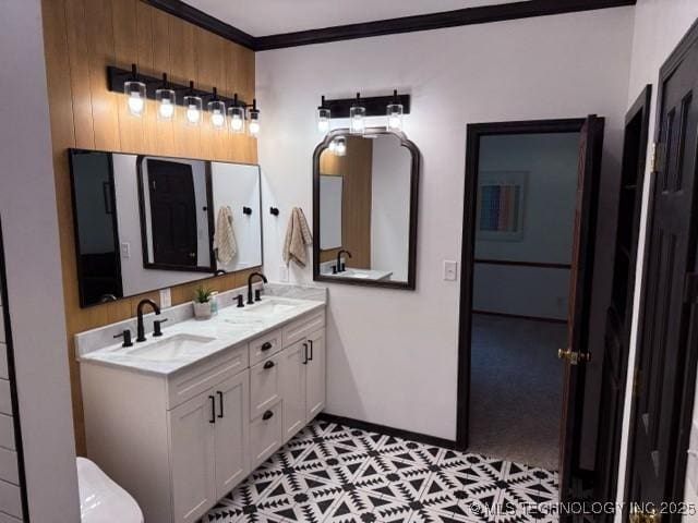 15373 N Javine Hill Rd, Skiatook, OK 74070 - bathroom featuring baseboards, double vanity, and crown molding