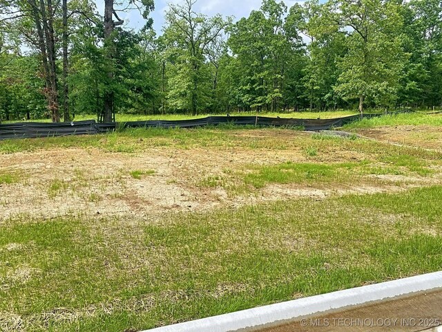 811 Winsor Pl, Tahlequah, OK 74464