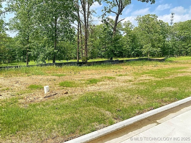 811 Winsor Pl, Tahlequah, OK 74464